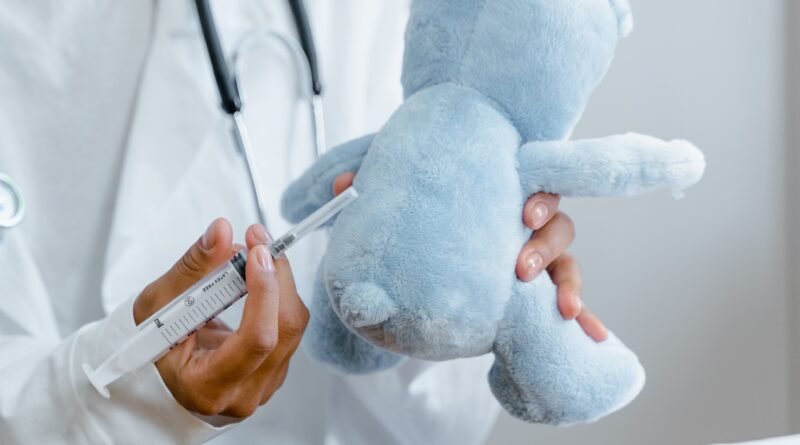 Tima Miroshnichenko no Pexels Síndrome de Down, imunidade e vacinas: o que muda nos cuidados preventivos?